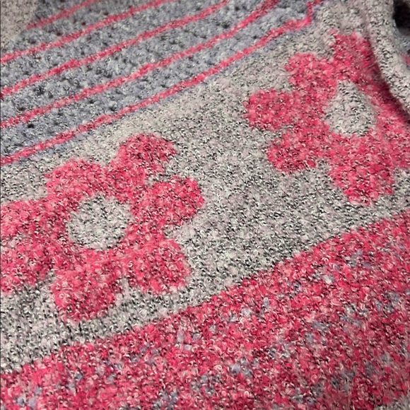 Oversized Boxy Bell Sleeve Lavendar Pink Sweater - Picture 4 of 5